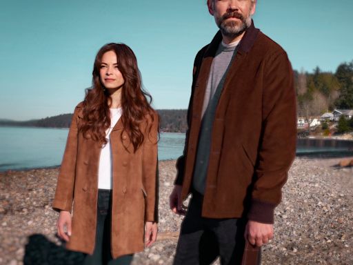 Murder in a Small Town’s Rossif Sutherland and Kristin Kreuk Detail “Thrilling” New Series - E! Online