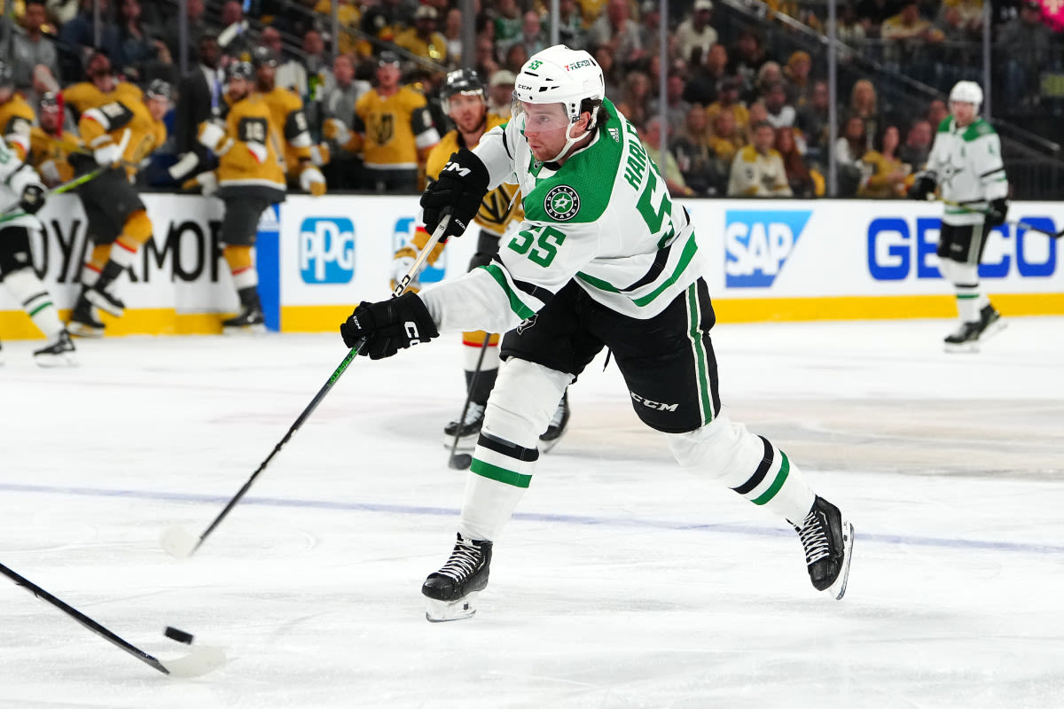 Stars Sign D-man Harley To Contract Extension, Finalize Dallas' Roster For This Season