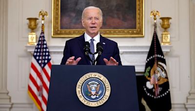 Biden warns China's economy is on the brink