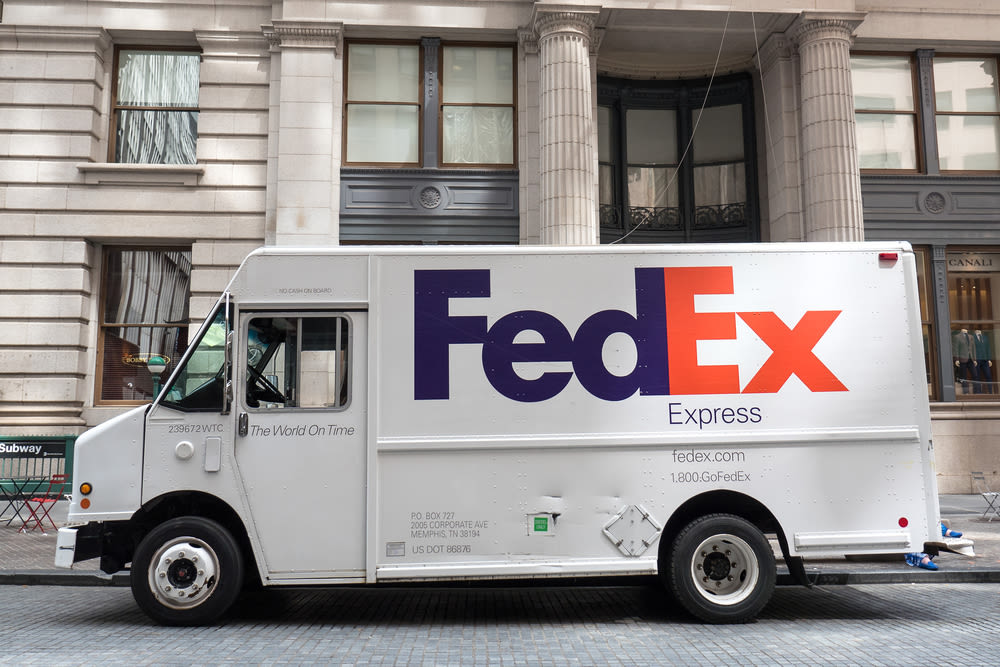 11 Best Delivery Stocks to Buy According to Hedge Funds