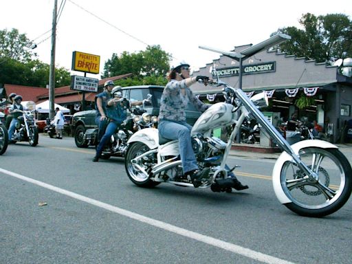 Video shows Brazilian motorcycle club, not Hells Angels on way to Colorado | Fact check