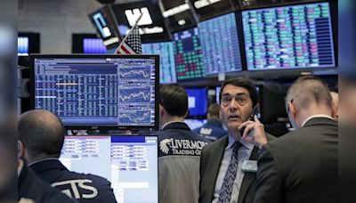 Wall Street indices rebound ahead of key earnings as dip buyers return - CNBC TV18