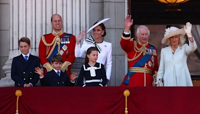 Royal guard’s romantic proposal during Trooping the Colour ceremony wins hearts: Viral video