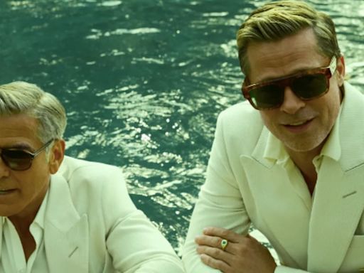 Juntos son dinamita: las fotos de George Clooney y Brad Pitt juntos, en traje bajo el agua o en la cama y con pijamas