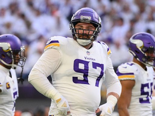 Vikings' Kevin O’Connell on Harrison Phillips’ extension: ‘I can rest easy’