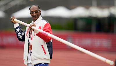 ‘Ya digggg?’ Snoop Dogg to carry Olympic torch in final stages of relay