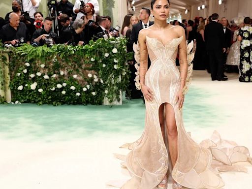 MET Gala 2024: ¿quién es Mona Patel y por qué su vestido mecánico se volvió viral?