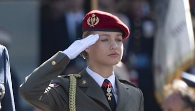 La princesa Leonor dice adiós a la Academia Militar de Zaragoza como dama alférez cadete