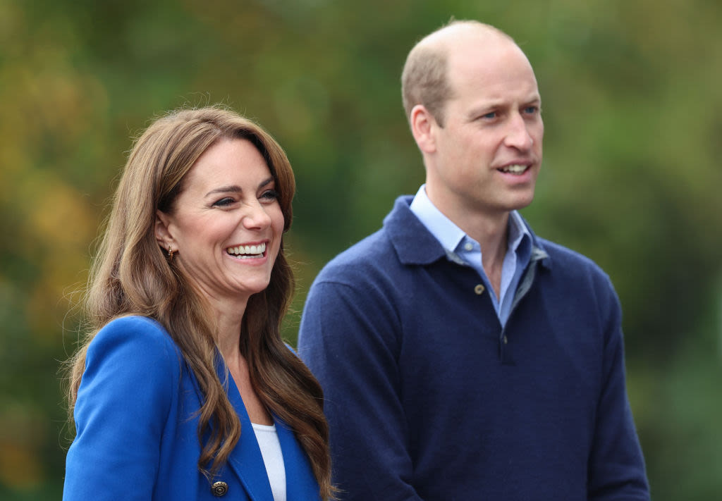 Kate Middleton Breaks Tradition With New Family Photo