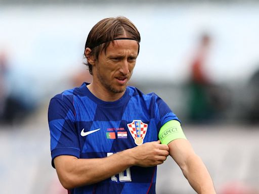 Modric seeking to make more history as Croatia take on Spain