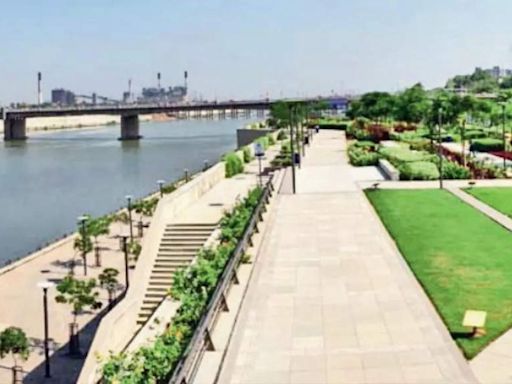 Lucknow to get its own London Eye | Lucknow News - Times of India