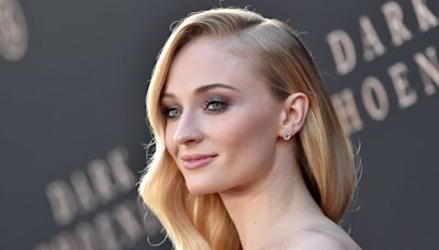 Sophie Turner se sincera tras su complejo divorcio: no es una fiestera, odiaba ser una “groupie” de los Jonas y Taylor Swift la salvó