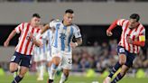 Selección argentina: el doble 9, una fórmula que sin convertir aprobó el examen