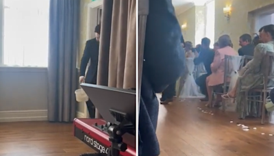Groom surprises bride-to-be with unusual ring-bearer