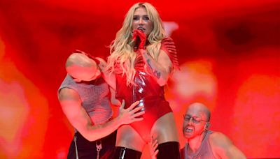 ‘F**k P. Diddy’: Kesha Changes Lyrics at Pride Event