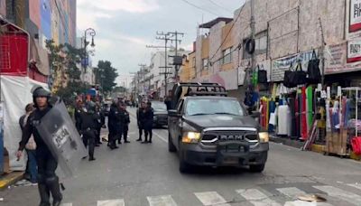 Riña entre vendedores ambulantes deja dos mujeres detenidas