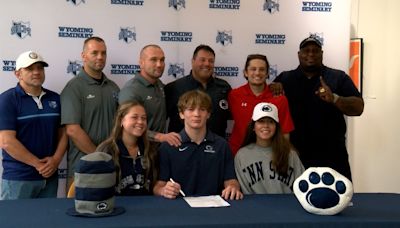 Wyoming Seminary Wrestlers Officially Sign National Letters of Intent