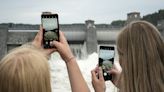 Video shows Russian tourists being greeted with the Ukrainian national anthem while visiting a popular attraction in Finland