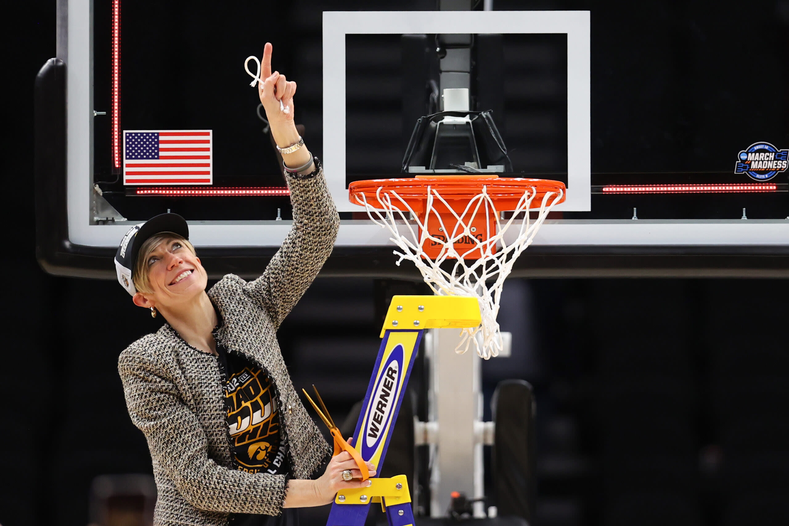 Jan Jensen named next head Iowa women’s basketball coach