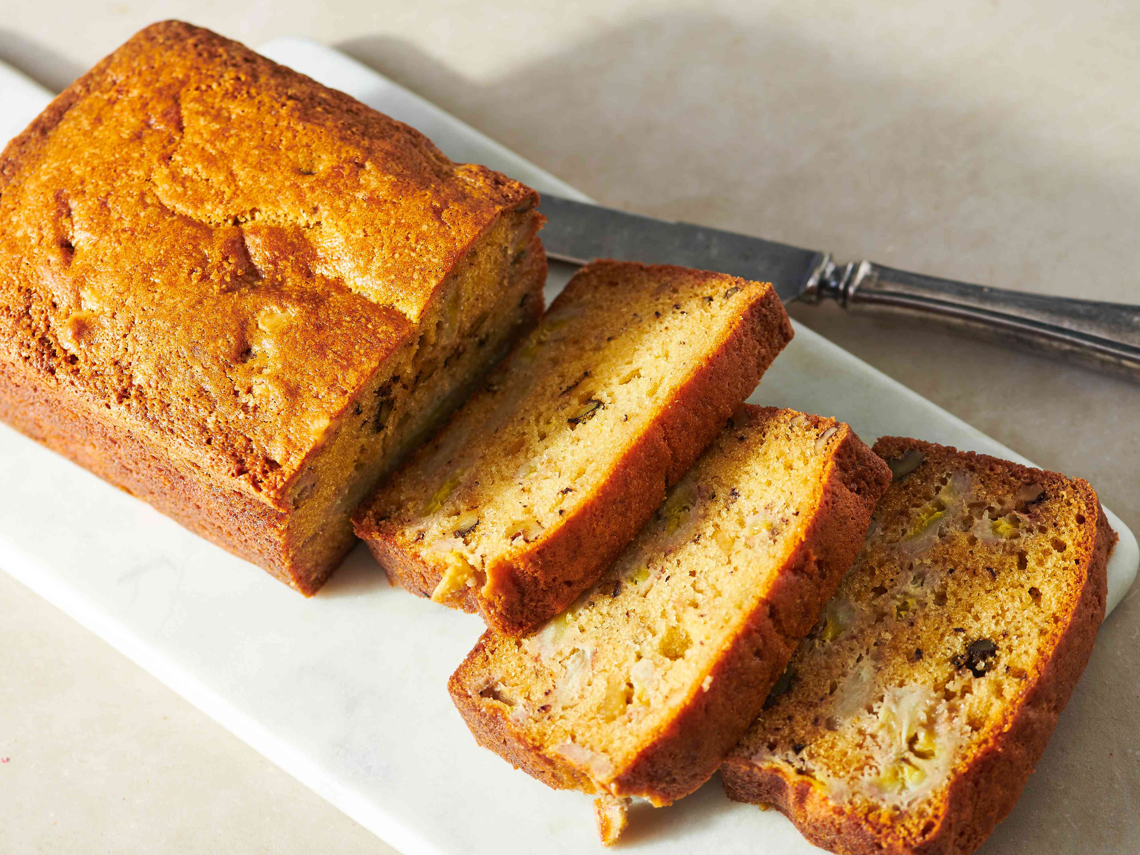 My Favorite Banana Bread Recipe Has a ‘Magic’ Secret Ingredient—And Almost 10,000 5-Star Ratings