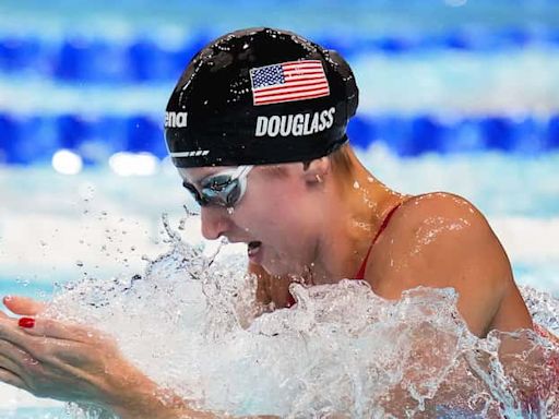 Regan Smith of Austin, Kate Douglass medal for U.S. in swimming events