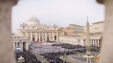 El papa emérito Benedicto XVI despedido por el mundo en un solemne funeral presidido por su sucesor el Papa Francisco