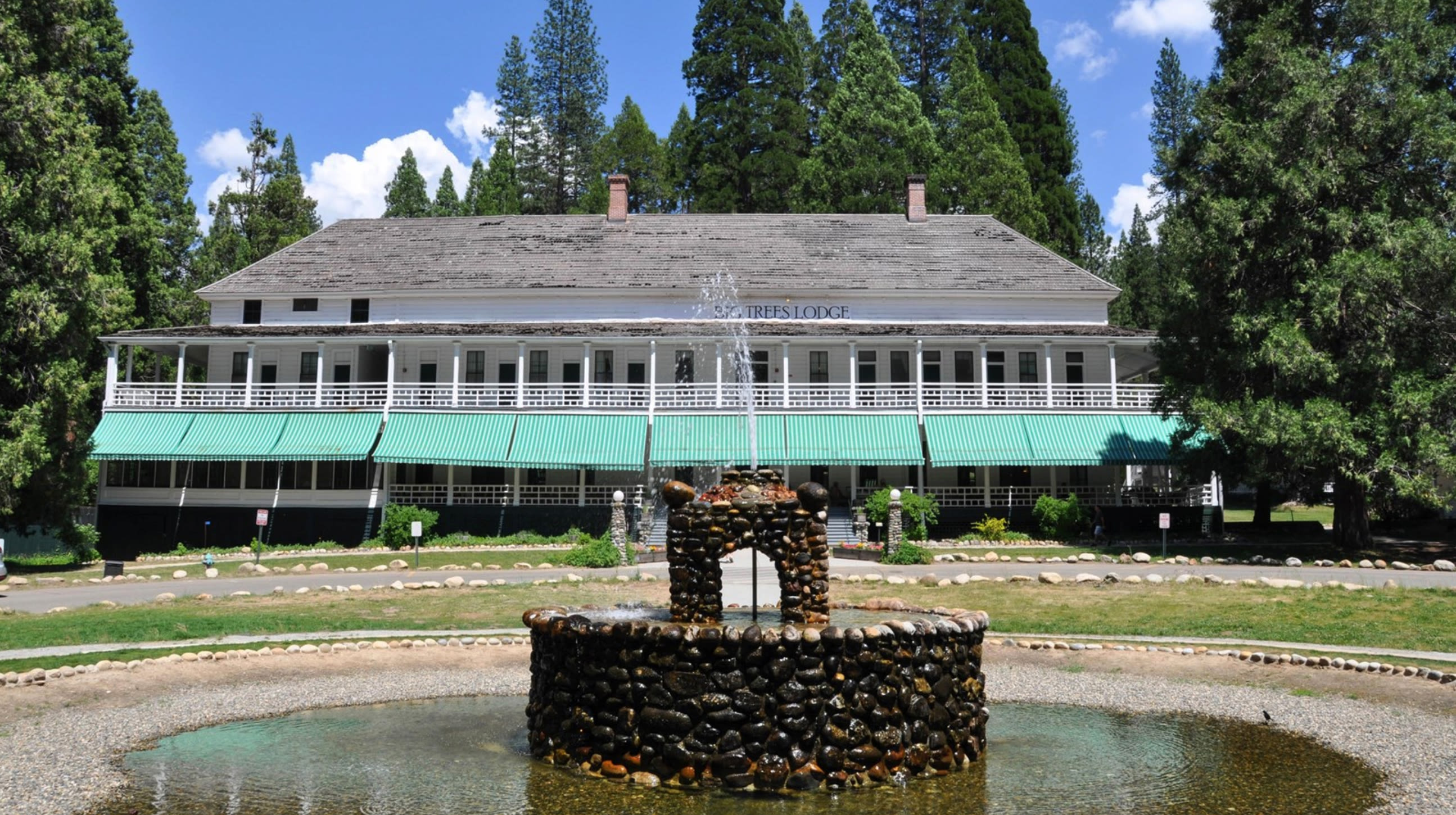 Yosemite's Wawona Hotel, age 168, will close indefinitely for 'intensive' checkup