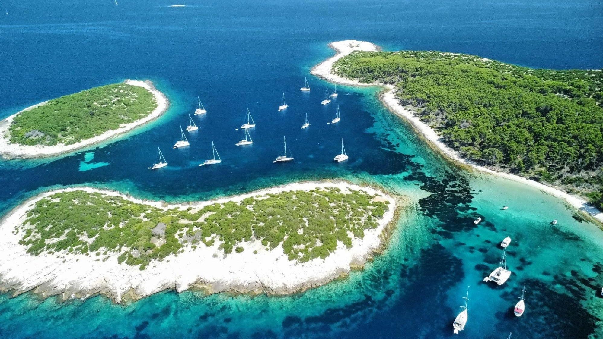 Exploring the Dalmatian Coast: A Guide to Croatia Yacht Charters for First-Time Sailors