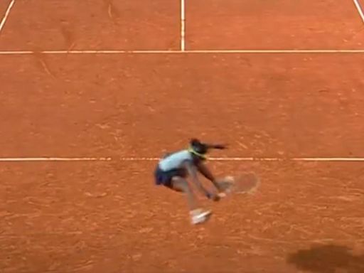 Coco Gauff has great reaction to avoiding being hit by fast ball on Rome match point