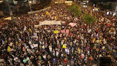 Anti-Netanyahu protests erupt in Israel over delayed hostage deal