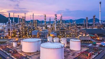 India Likely to Add 35-40 MT Crude Oil Refining Capacity by FY30