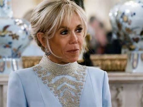 Brigitte Macron farà un cameo nella nuova stagione di Emily in Paris?