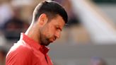 Novak Djokovic se retira de Roland Garros por una lesión de rodilla