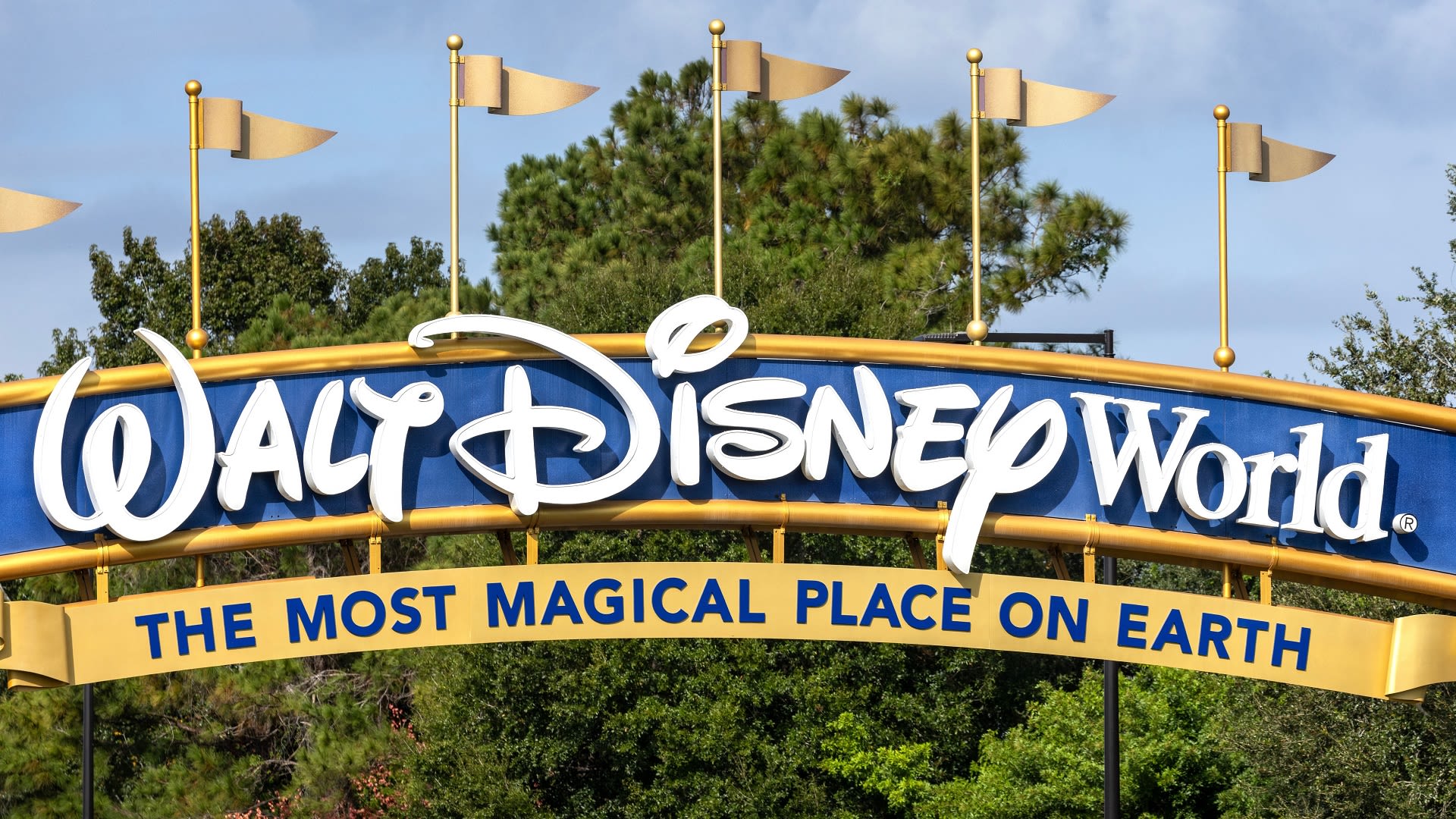 I Worked at Disney: 10 Insider Tips To Save Money on the Magic