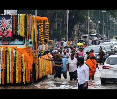 Former BJP MLA Neelam Karwariya cremated with state honours