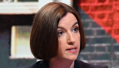 Labour avoids committing to draft schools gender guidance