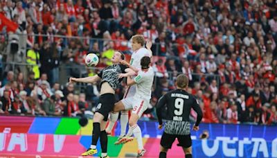 1. FC Köln live: Duell in Müngersdorf: FC startet furios - Freiburg kontrolliert das Spiel