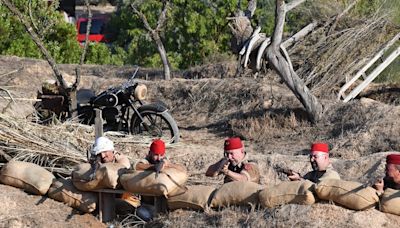 Fayón recrea la Batalla del Ebro y multiplica por tres su población