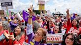 Los Angeles public school district, service workers reach bargaining agreement