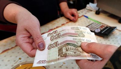 Rússia e Índia reforçam laços econômicos em meio a sanções Por Investing.com