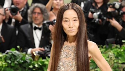 74-Year-Old Vera Wang Rocked a White-Hot Swimsuit With the Shoe Trend That Just Won’t Quit