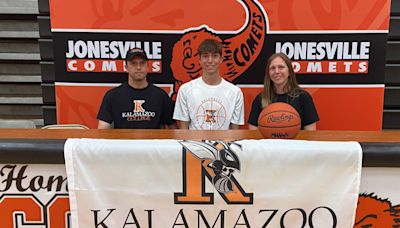 2023-24 dream team honoree Gavin Van Kampen will play for Kalamazoo College men's hoops
