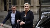 La campaña francesa entra en un duelo entre la ultraderecha y una "gran coalición"