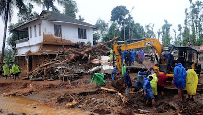 Wayanad landslides leave trail of destruction, over 120 killed, hundreds trapped: 10 points | Today News