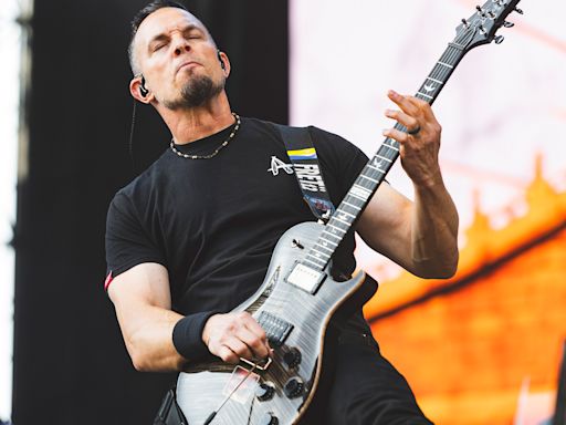 Mark Tremonti weighs in on the biggest bands of the ’90s (including Creed)