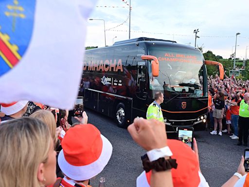 Thousands greet Armagh squad after All-Ireland win