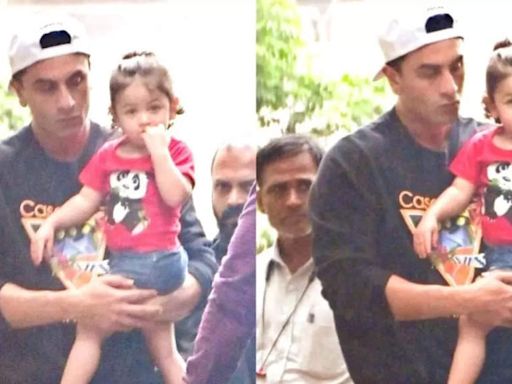 Ranbir Kapoor and Alia Bhatt's daughter Raha Kapoor, wins the internet again as she get spotted with her papa in the city - PIC inside | Hindi Movie News - Times of India