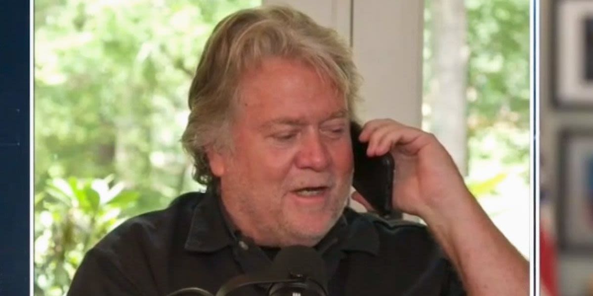 'Can I call you back?' Trump interrupts Steve Bannon's show with unexpected call