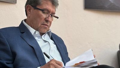 Ricardo Monreal defiende representación de Morena en el Congreso