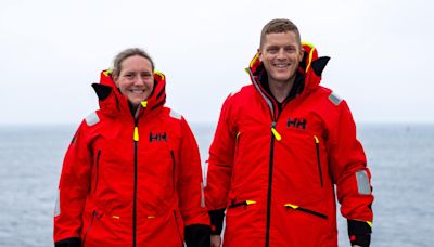 Couple reach halfway point of charity rowing challenge round Britain